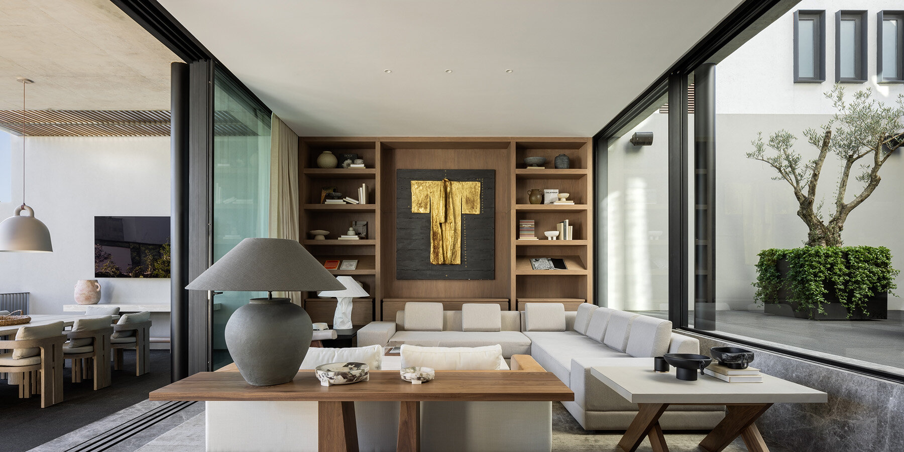 six-extruded-concrete-volumes-brutalist-casa-ailes-mexico-city-jaime-guzman-designboom-1800-3