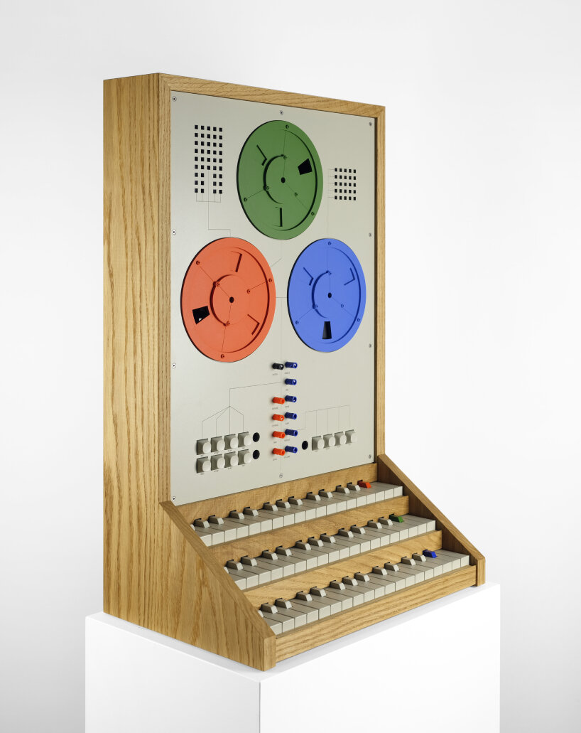 wooden synthesizer love hultén