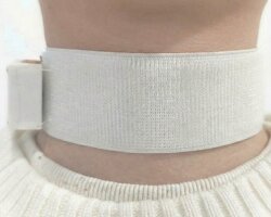 wearable smart necklace helps patients who have suffered from stroke speak again