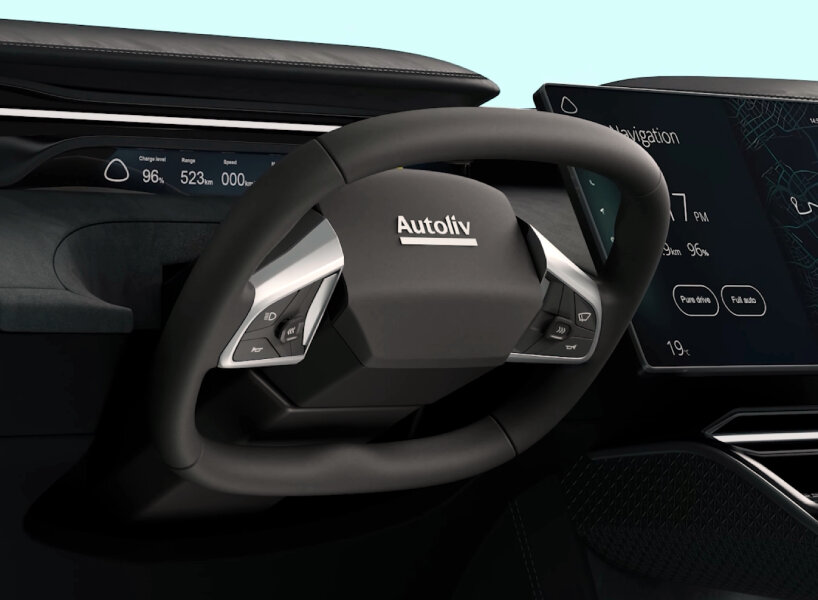 retractable steering wheel autonomous