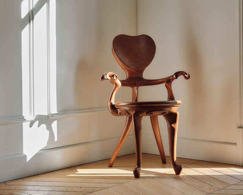 bd barcelona gaudí furniture