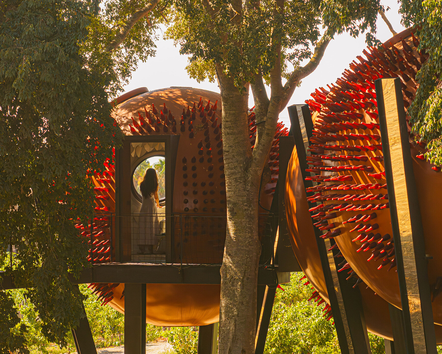 atomos-rebelo-de-andrade-spherical-cabins-designboom-06a