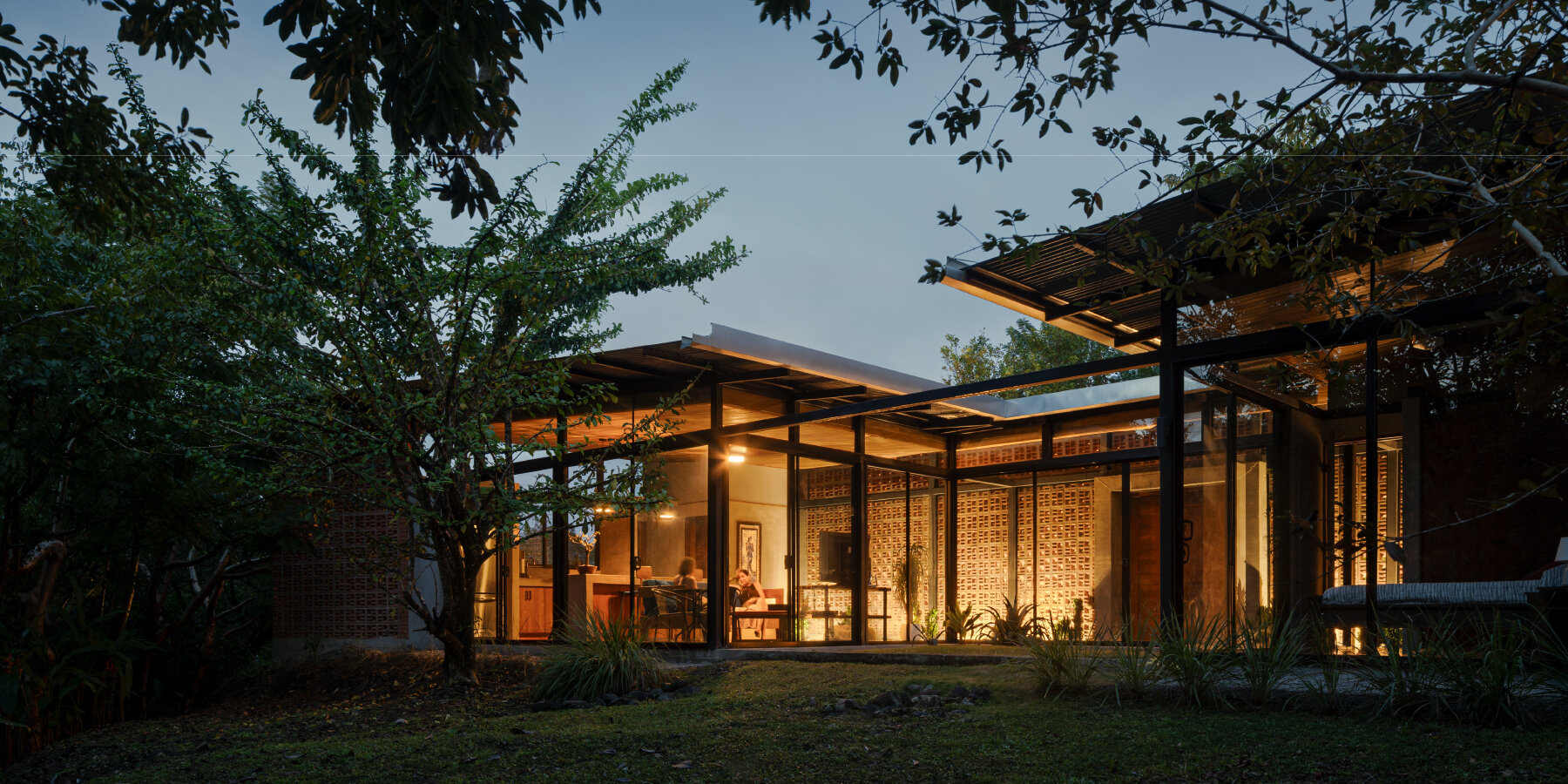 casa-chavarria-carazo-arquitectura-puntarenas-costa-rica-designboom-1800-3