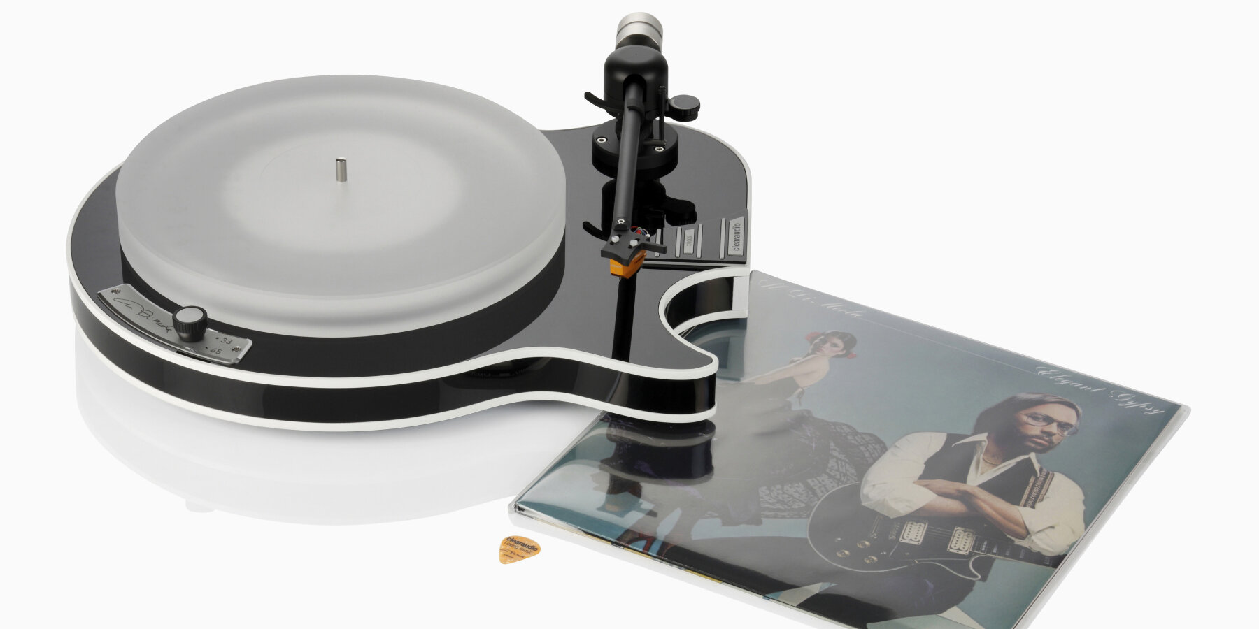 electric-guitar-shaped-turntable-vinyl-records-wooden-clearaudio-al-di-meola-designboom-bban2