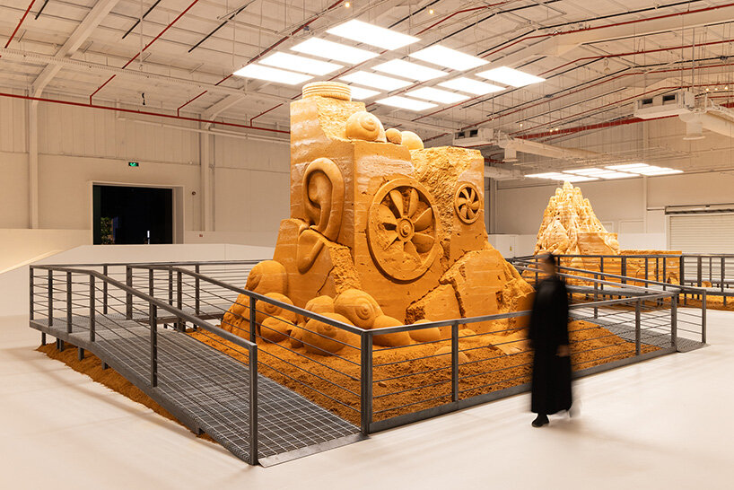 formafantasma shapes curved planes into a continuous passage at diriyah biennale 2026