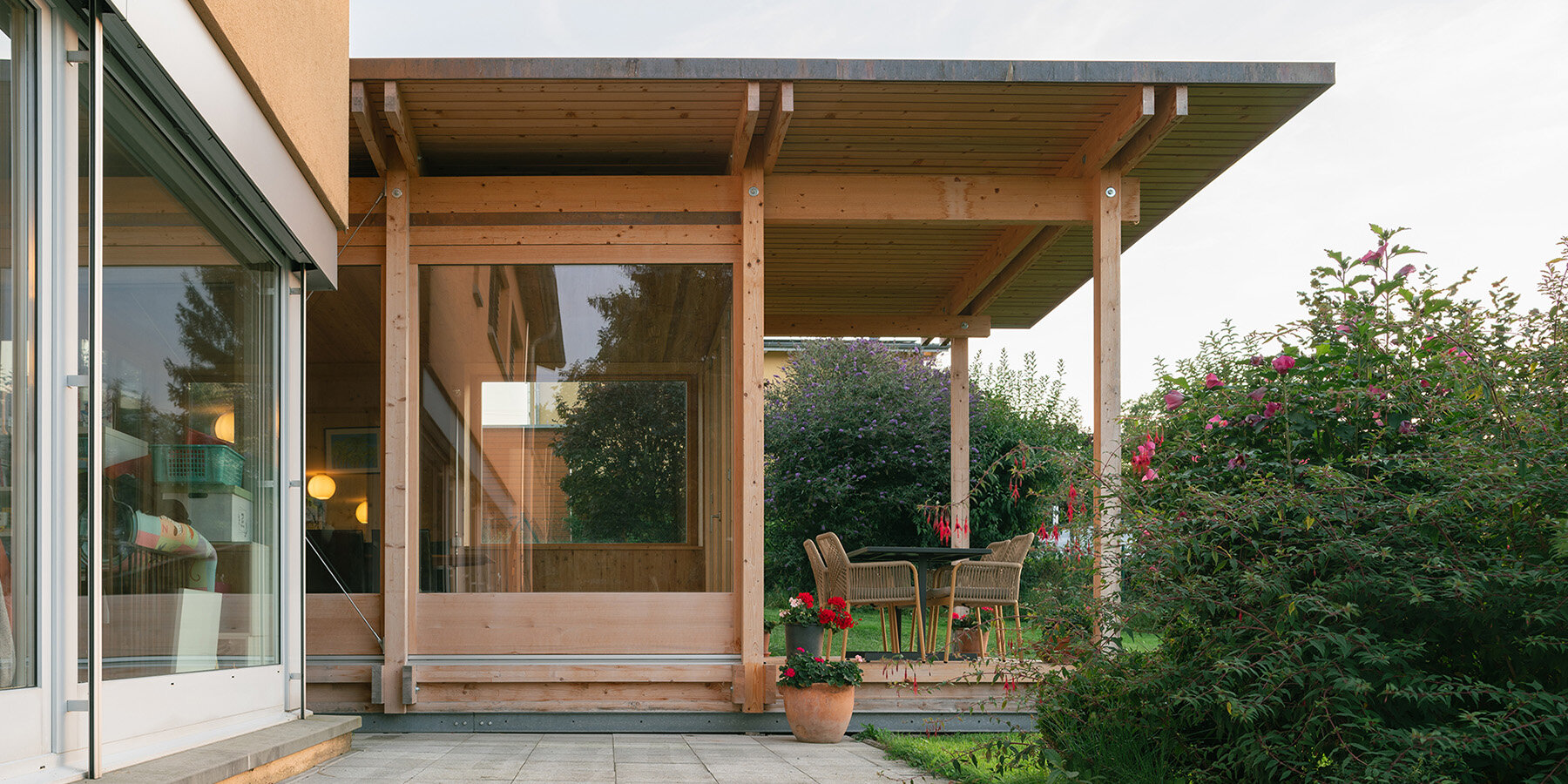 garden-folly-pavilion-soares-jaquier-architects-designboom-1800-3