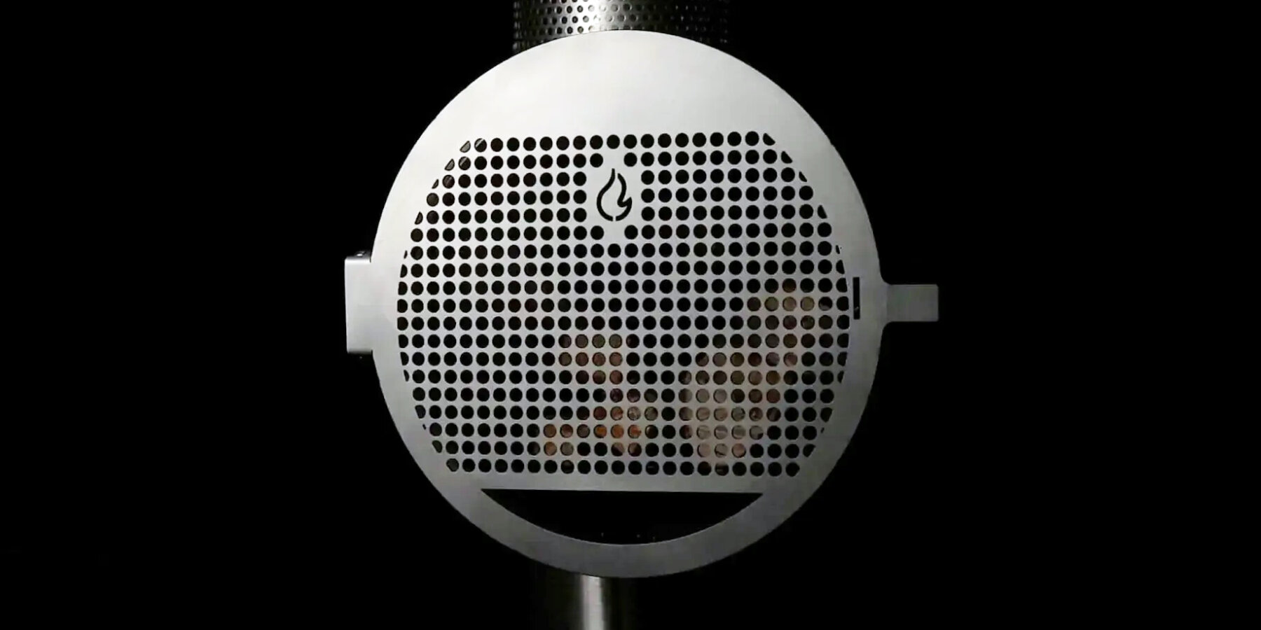 garden-shower-integrated-wood-stove-heat-up-water-feuerwasser-designboom-ban