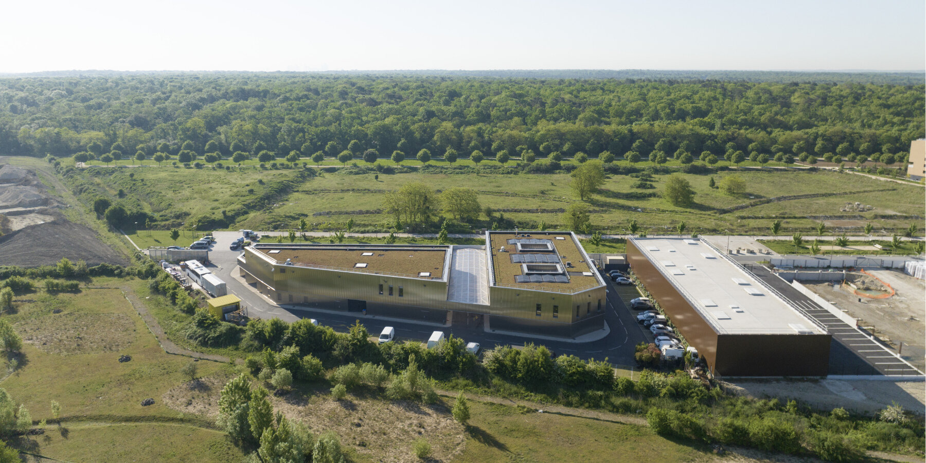 martinoli-pasini-architectes-associes-nome-studio-acheres-municipal-technical-center-offices-france-designboom-1800-3