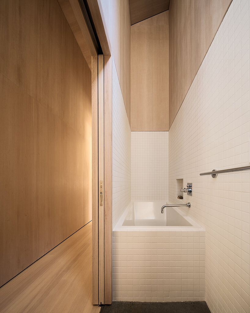 mork-ulnes staggered cabin