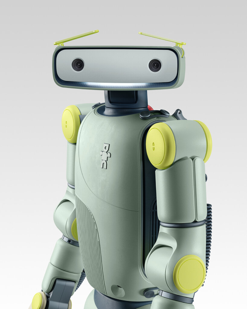 the device also includes microphones for voice input and supports spoken commands