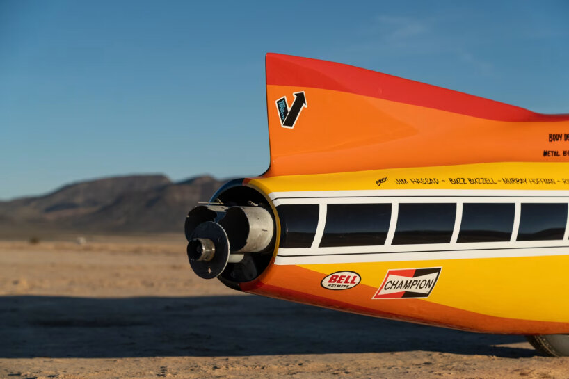 aircraft-shaped racing motorcycle