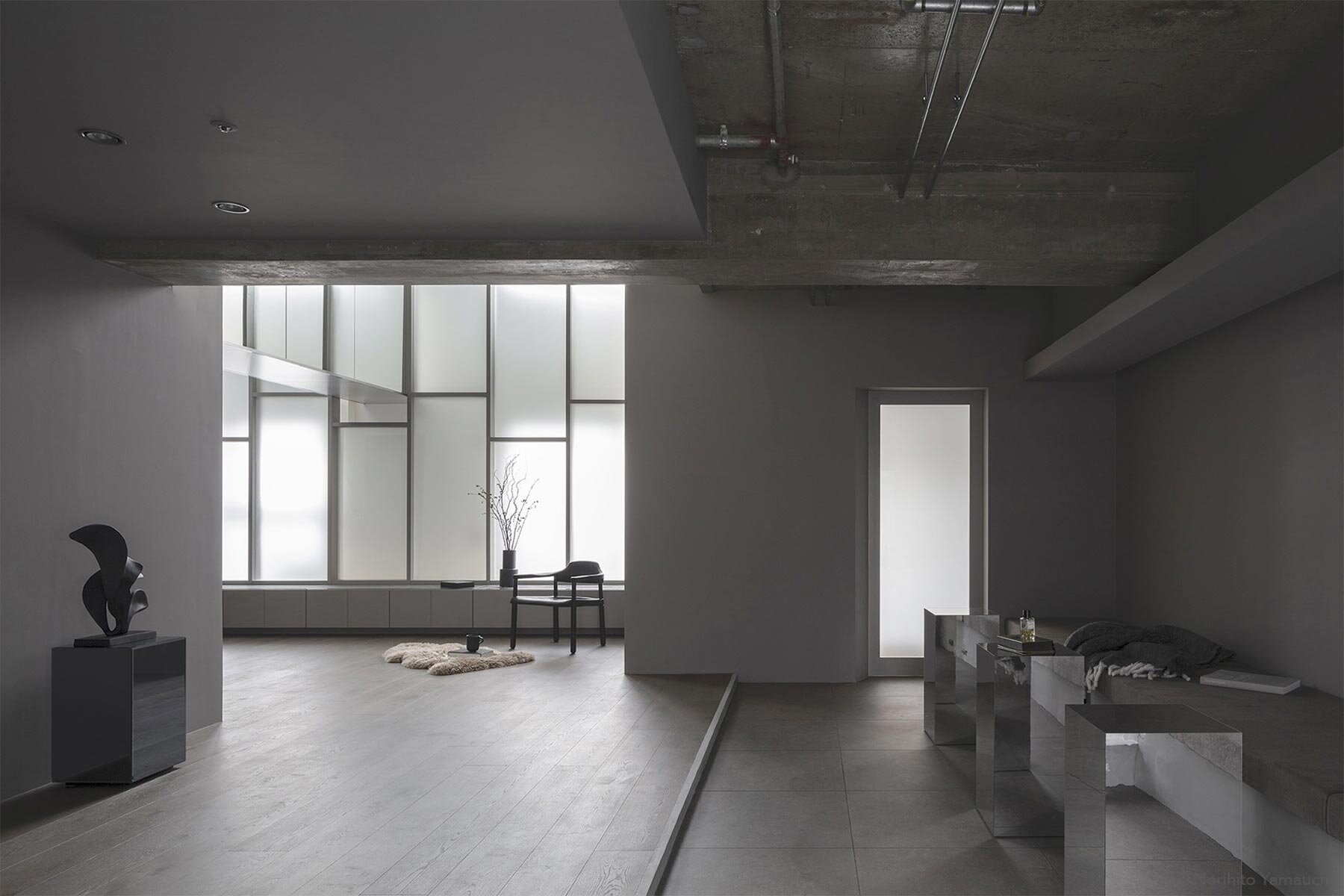 room-1101-form-kouichi-kimura-architects-renovation-apartment-osaka-designboom-1800-4