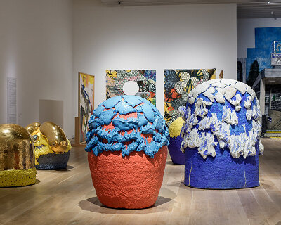 roppongi crossing at mori art museum explores time across japan's contemporary art scene