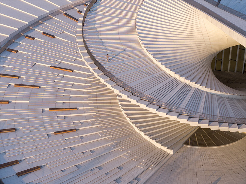 snøhetta’s spiraling shanghai grand opera house announces october opening - 3