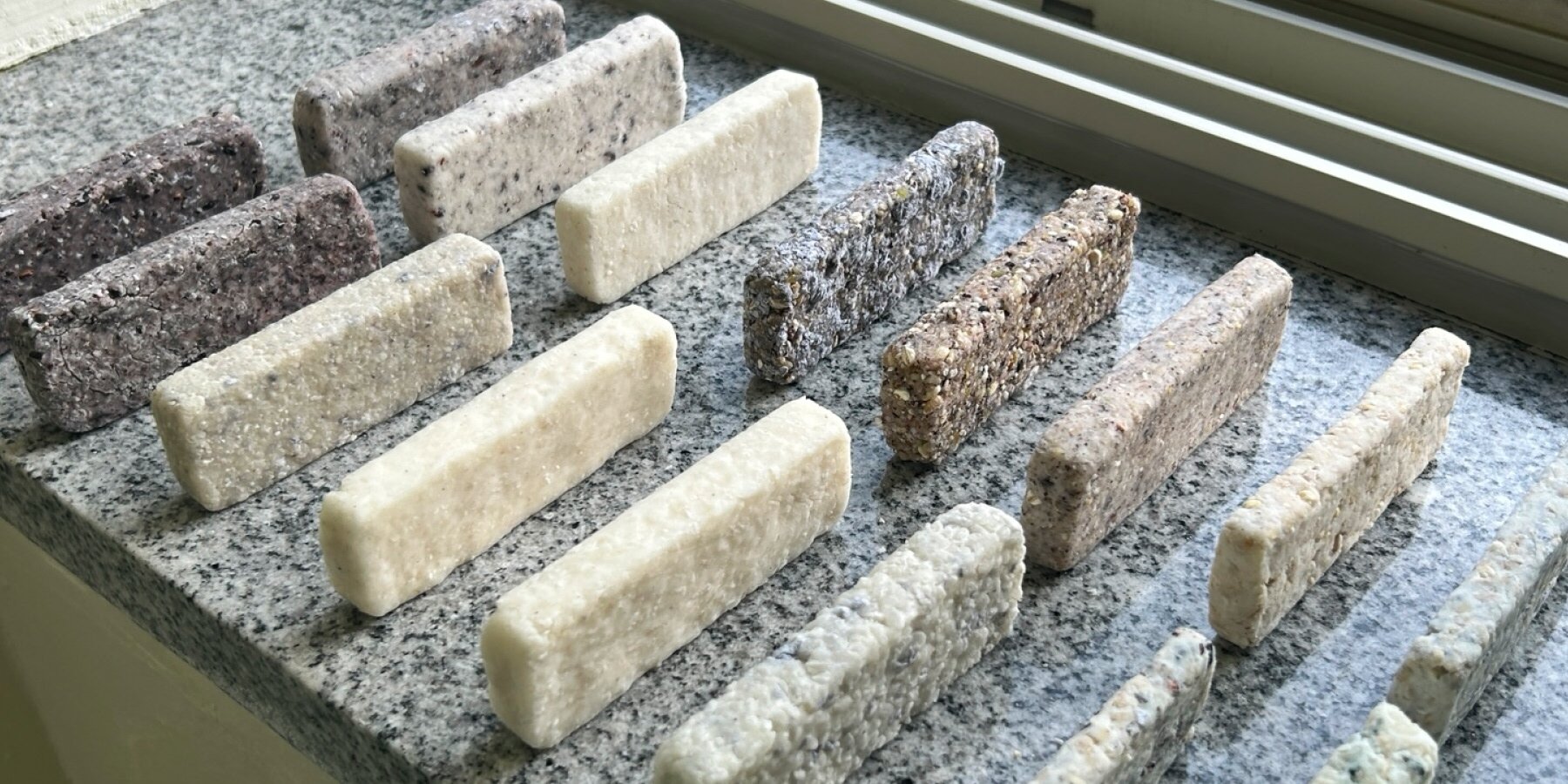 ssal-rice-as-matter-material-study-juwon-kim-na-hyeon-discarded-rice-designboom-1800-2