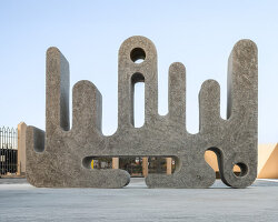 tuwaiq sculpture exhibition transforms riyadh’s urban fabric with large-scale public artworks