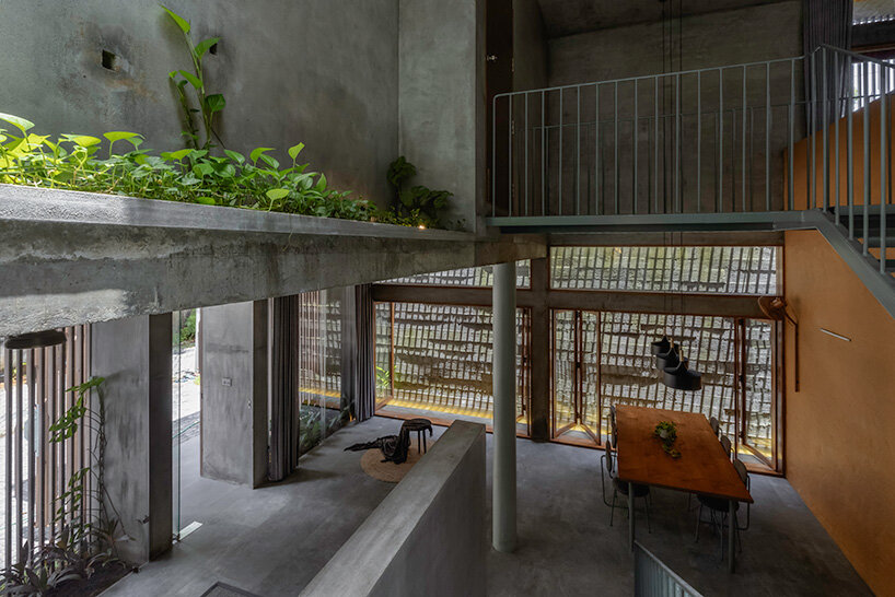 zero studio curtain house