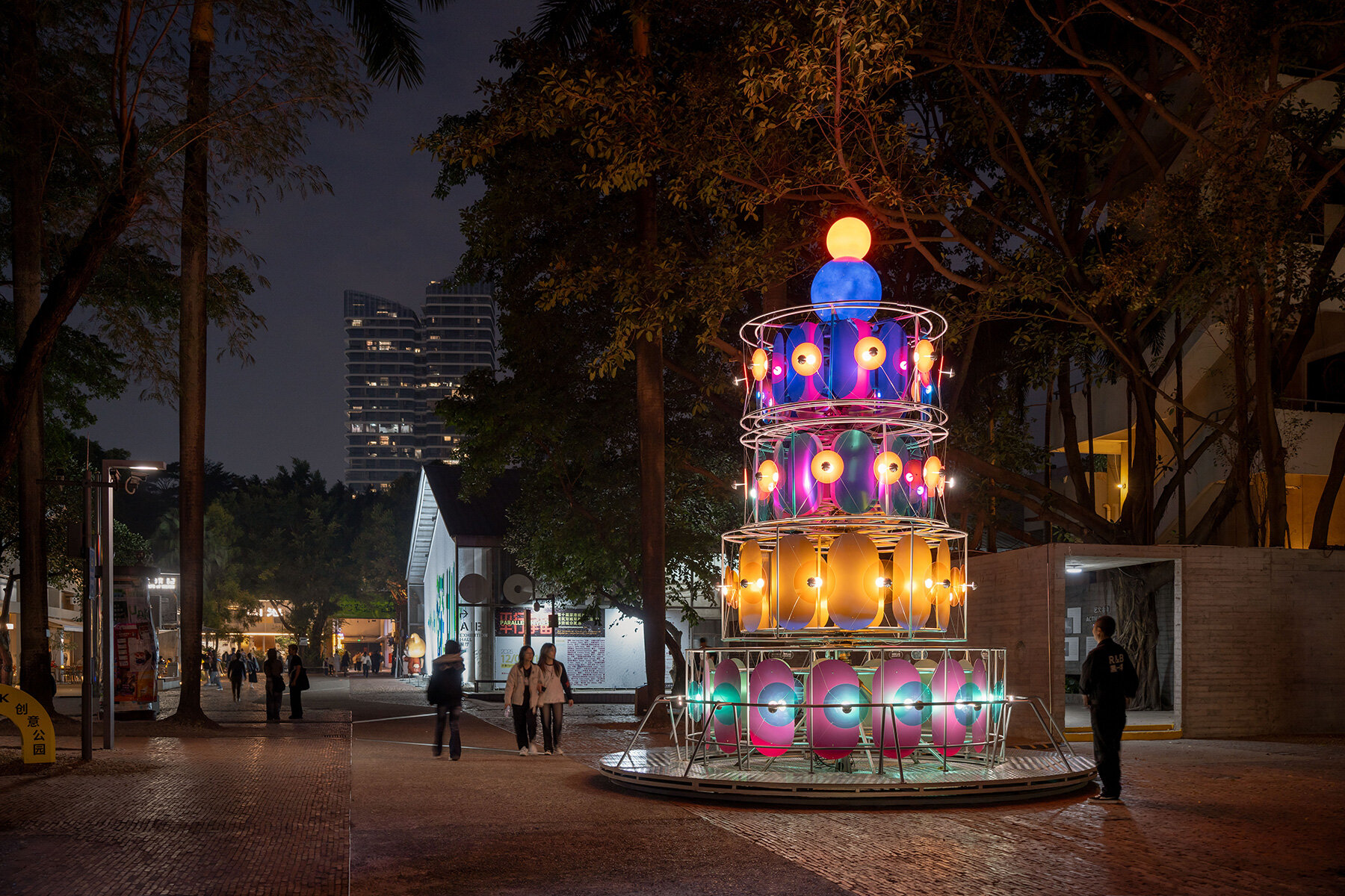 cake-like-layers-shared-motion-installation-china-strangers-sync-daxing-jizi-design-designboom-large02