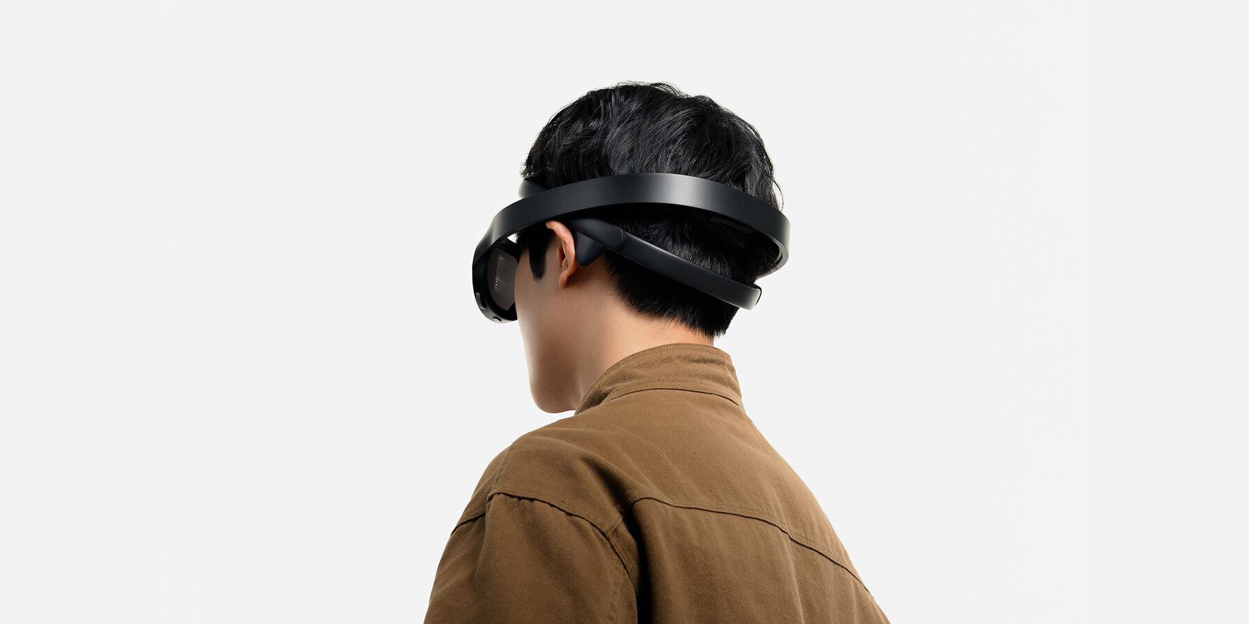 designed-for-overstimulated-minds-this-wearable-device-shift-visuals-with-brain-activity02