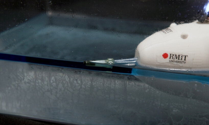 the robot houses a small pump and a chamber where the oil temporarily resides