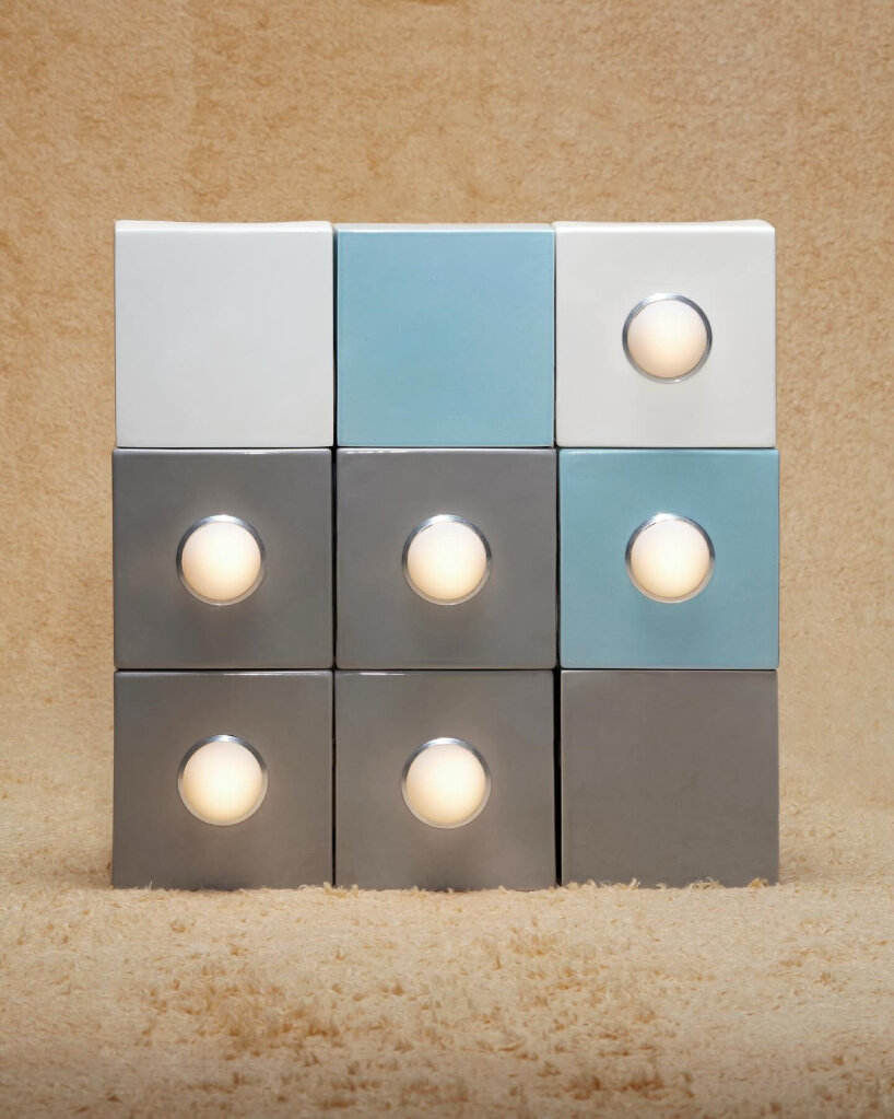 Sistema de iluminación modular tejas luminosas.