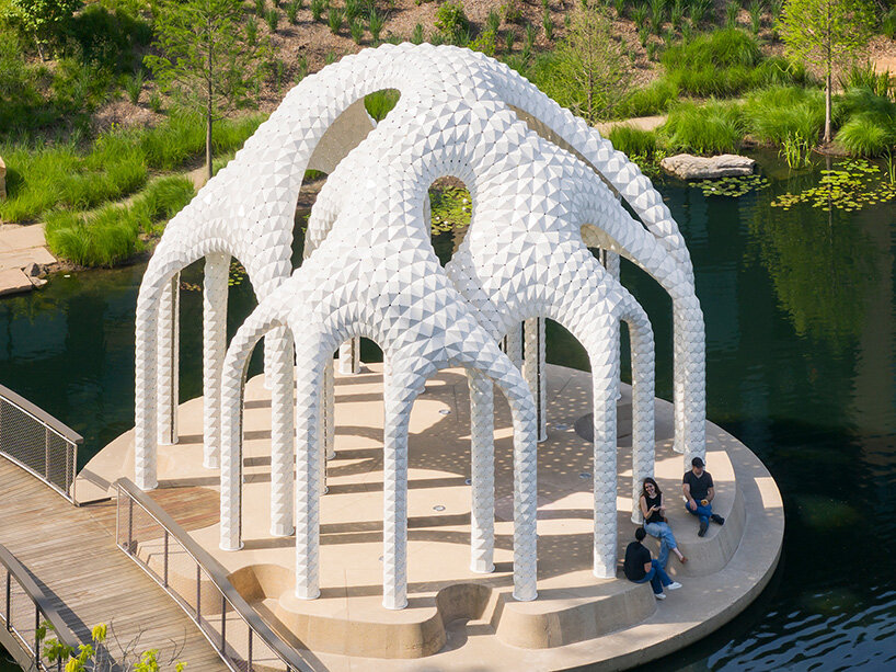 riveted aluminum panels form cocoon-like pavilion by MARC FORNES / THEVERYMANY - 3