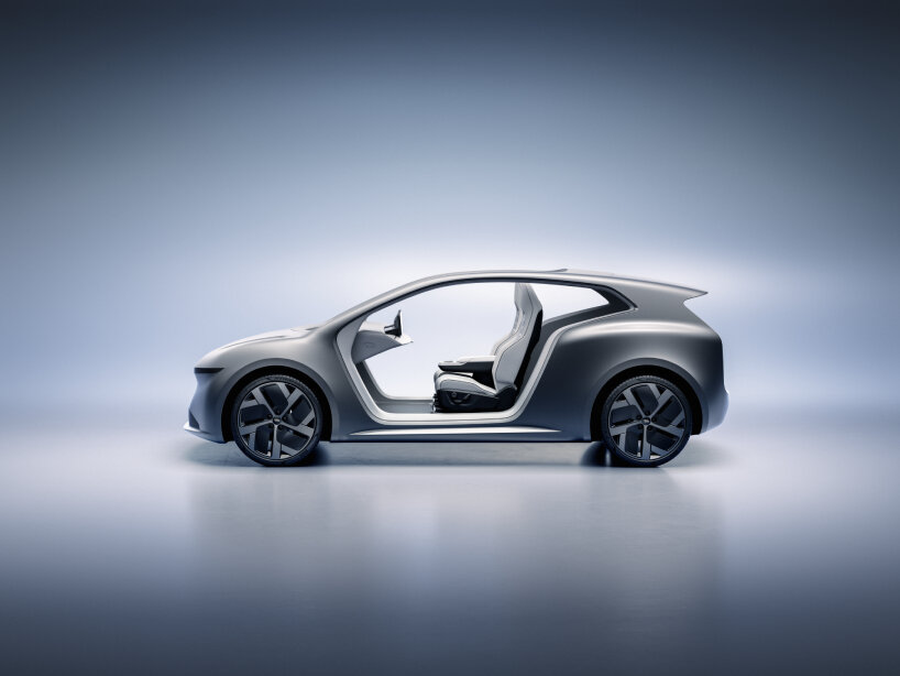 concept electric robotaxi lunar