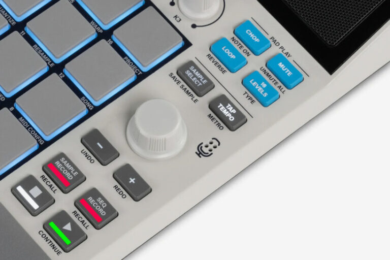 retrofuturistic MPC sample is an portable DJ set device