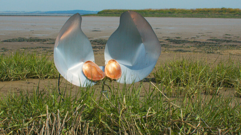 the series features three sculptural sensor-objects, designed to sit lightly in the landscape along the river Thames