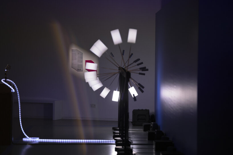 Superbe's From0 installation | photo by Gaetan Libertiaux