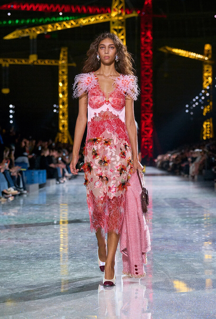 towering cranes turn the grand palais into construction site for chanel FW26 runway - 6