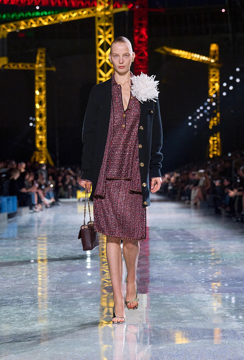 towering cranes turn the grand palais into construction site for chanel FW26 runway - 5