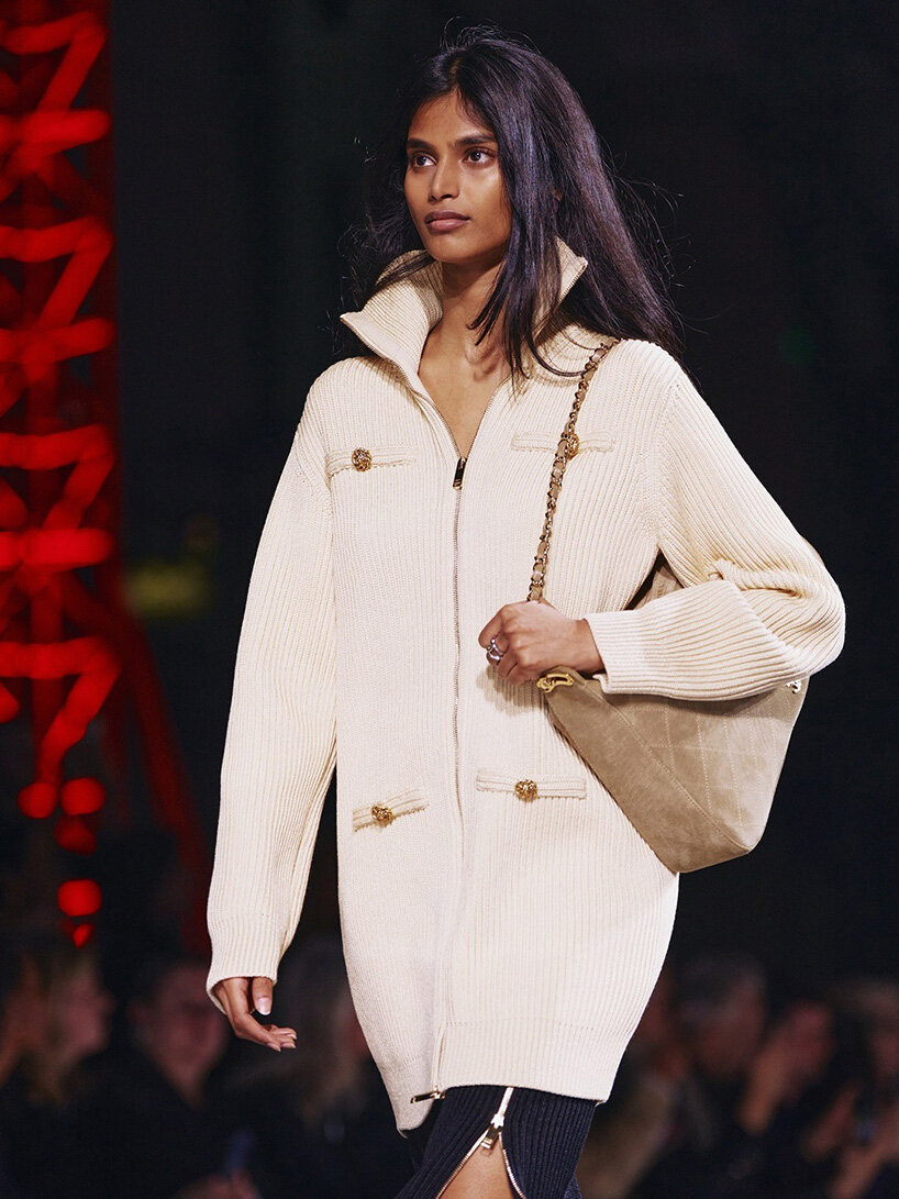 towering cranes turn the grand palais into construction site for chanel FW26 runway - 12