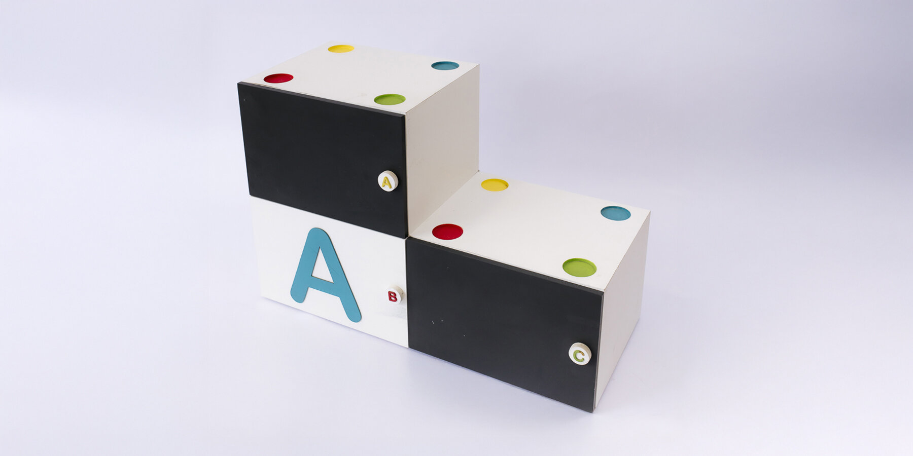 trimino-modular-furniture-system-early-childhood-education-lais-ferraz-designboom-1800-3