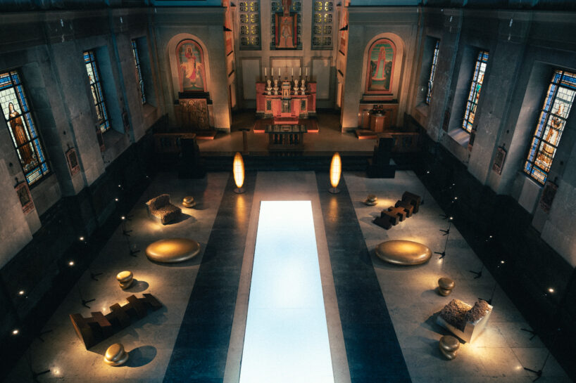 a stone wedding, meditating chairs and dinner for rodents: objects try on new lives at baggio military hospital - 2