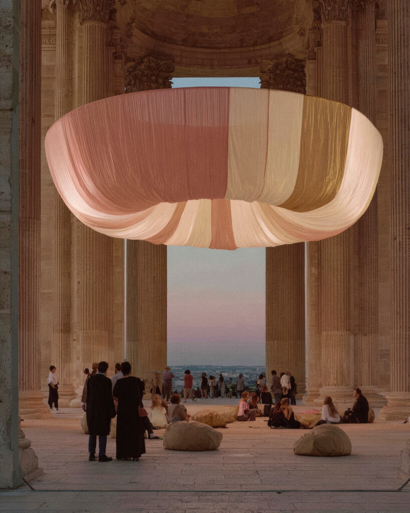 the project creates an interior atmosphere within public space
