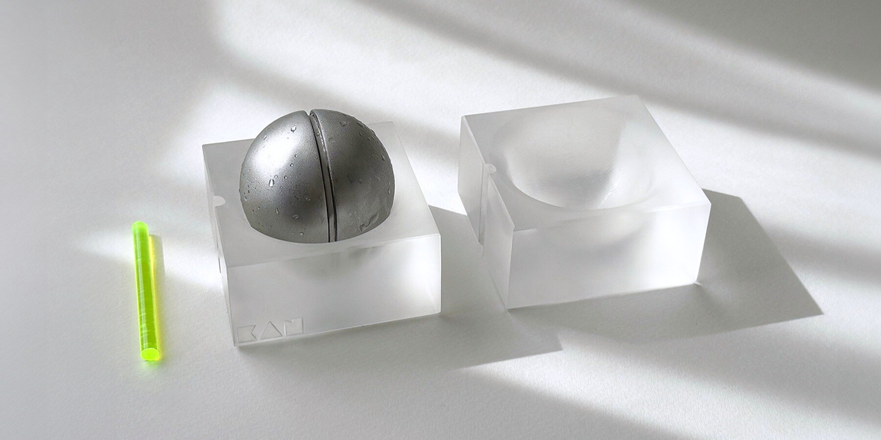 kan-series-three-handheld-objects-amit-hadar-material-body-attention-designboom-1800-3