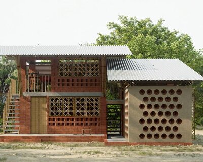 mud, bamboo, and tin craft a climate-responsive vernacular home in rural bangladesh