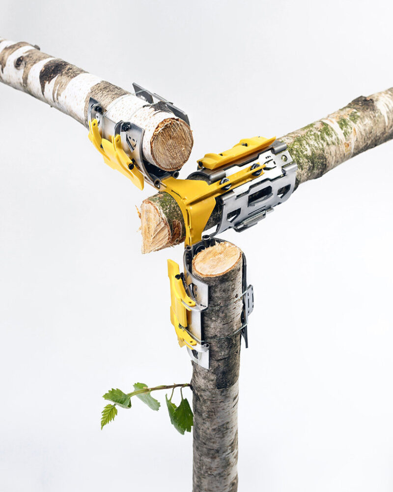 Tree Axis three-axis joint connects raw tree branches without screws for self ...
