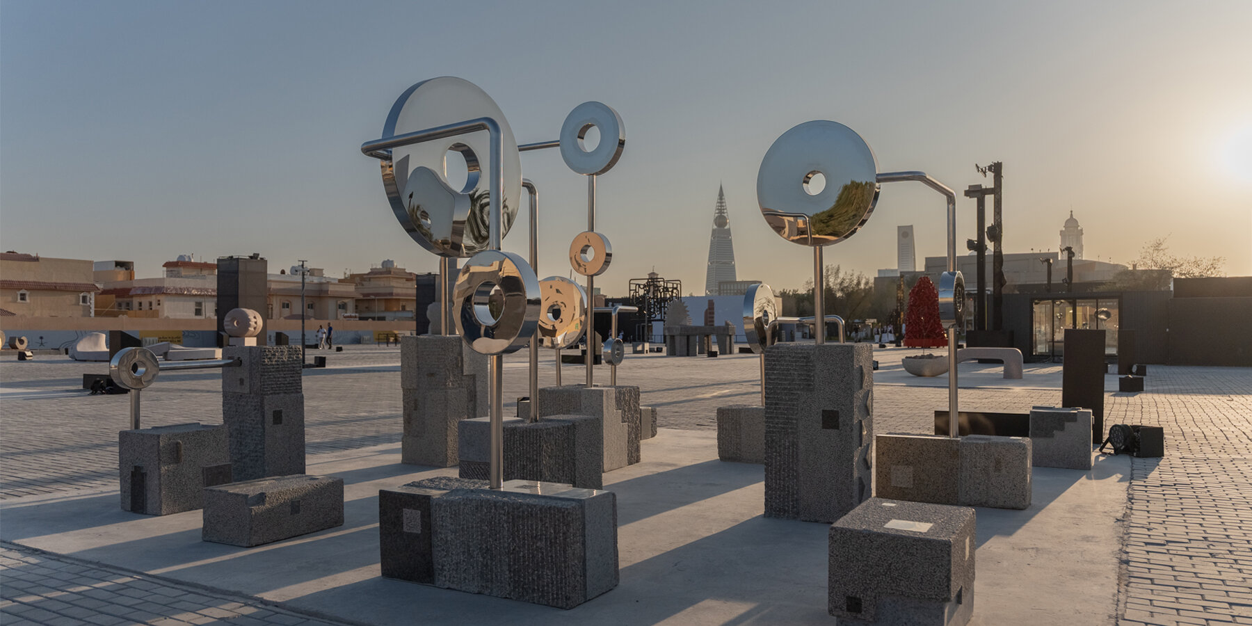 tuwaiq-sculpture-2026-designboom-full