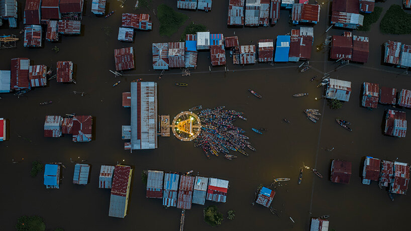 as waters rise in the peruvian amazon, espacio común's cinema stage gathers a city afloat - 15