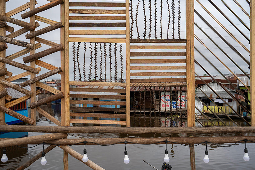 as waters rise in the peruvian amazon, espacio común's cinema stage gathers a city afloat - 6