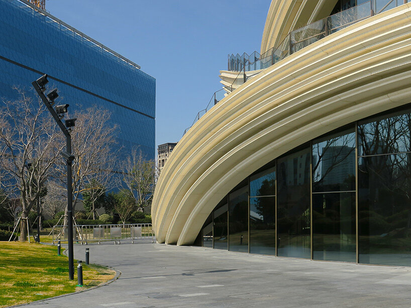 heatherwick studio orbit shanghai