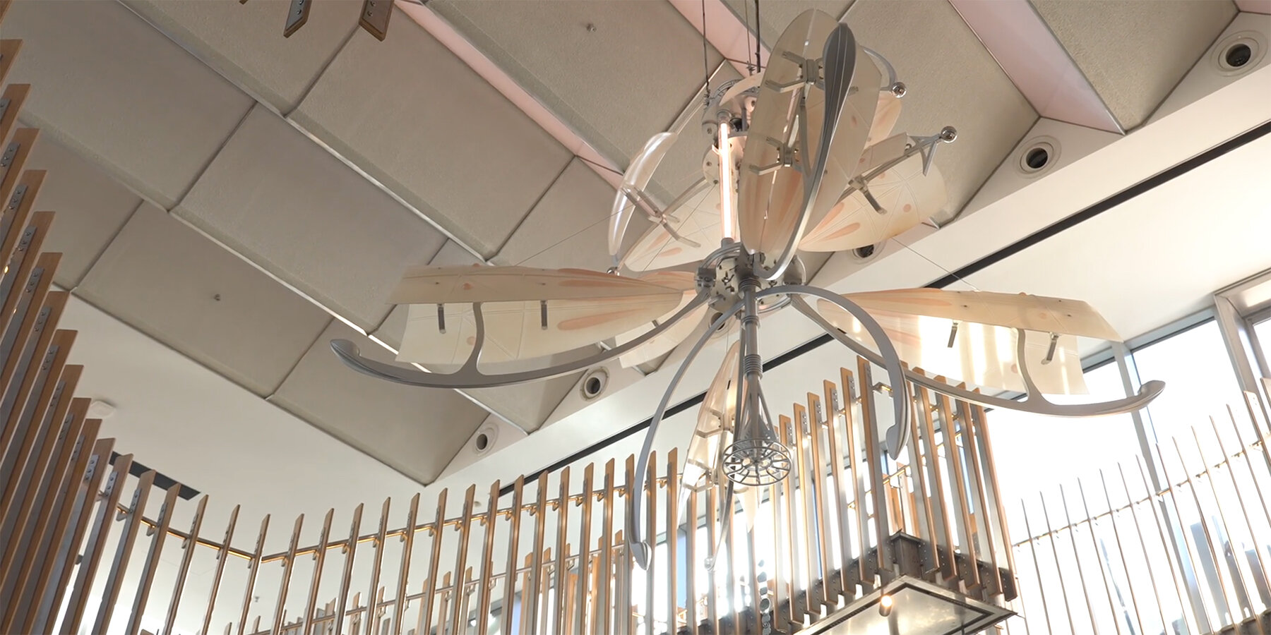 arc-of-the-wind-kinetic-installation-topoloy-designboom-1800-2
