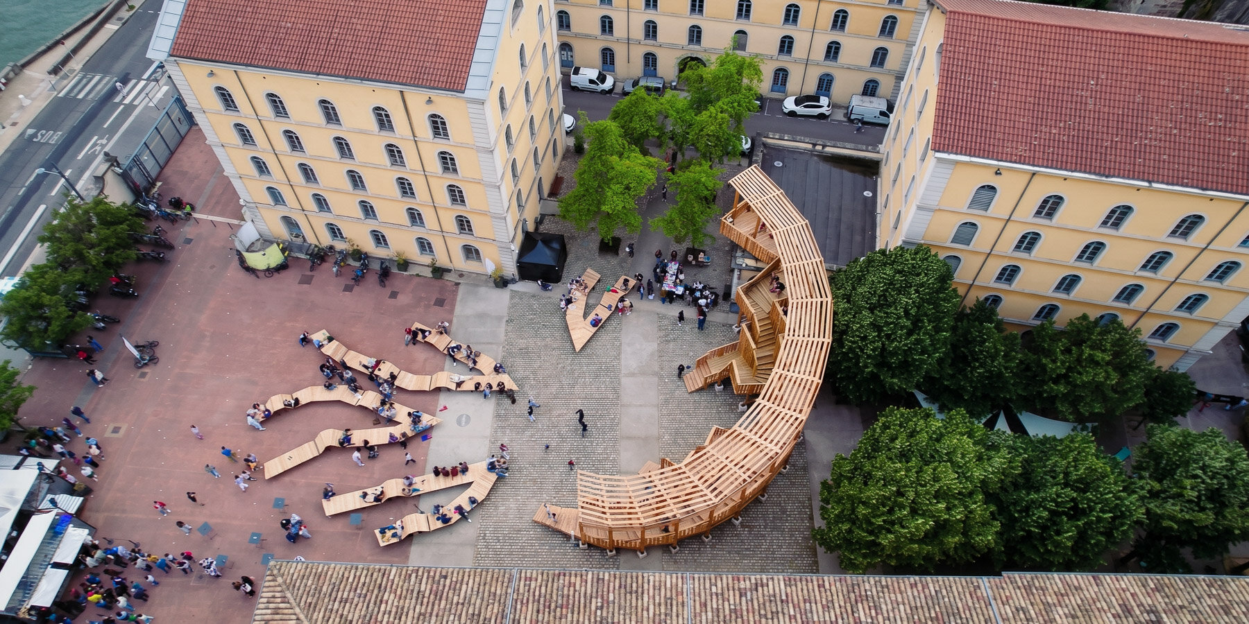 arcadia-wooden-installation-les-subs-lyon-uv-lab-ensba-designboom-1800-2