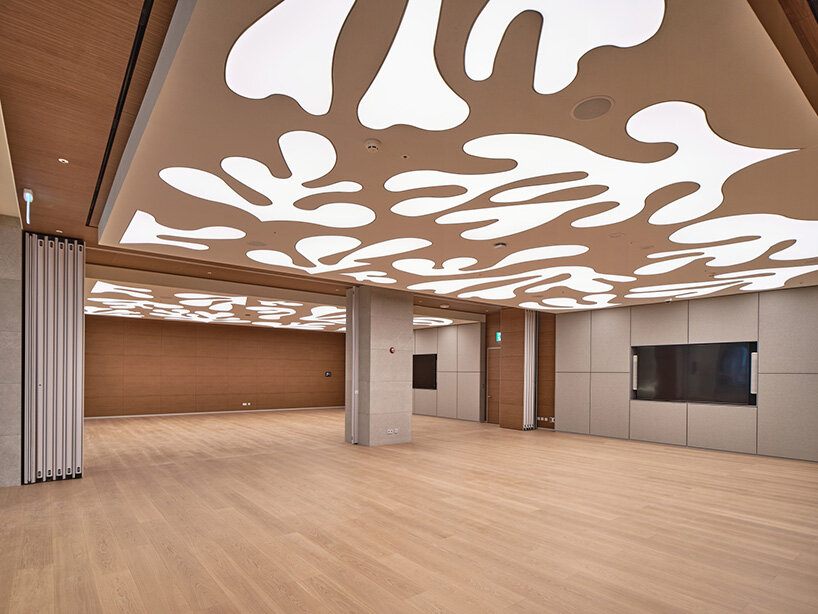 centre pompidou hanwha opens in seoul inside jean-michel wilmotte's box of light - 14