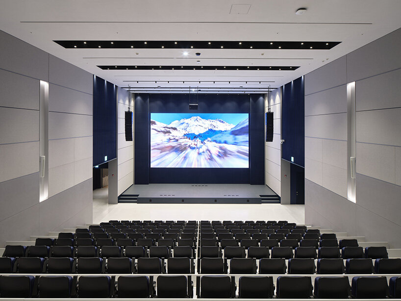 centre pompidou hanwha opens in seoul inside jean-michel wilmotte's box of light - 15