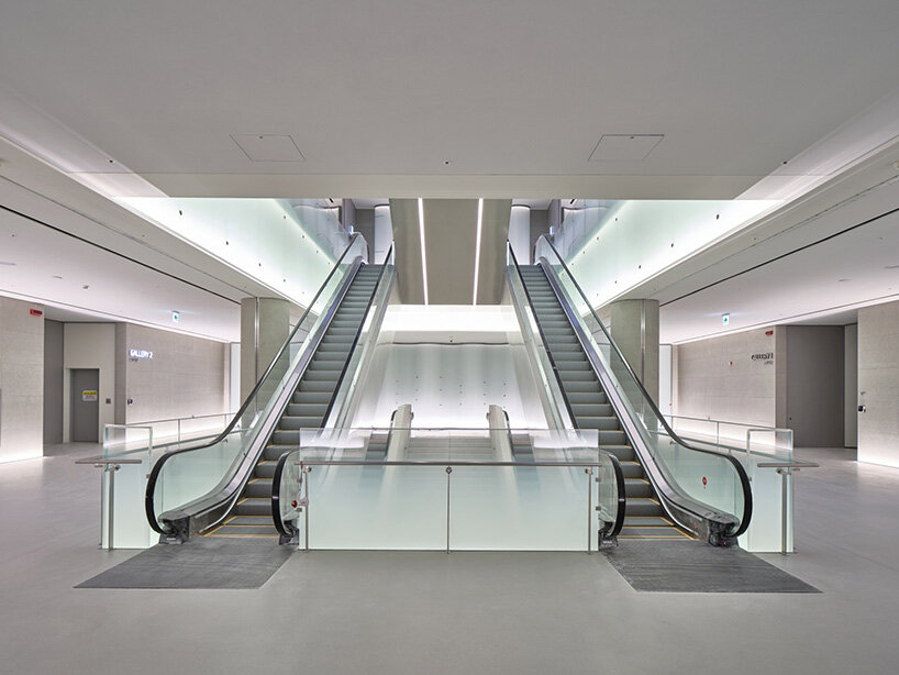centre pompidou hanwha opens in seoul inside jean-michel wilmotte's box of light - 11