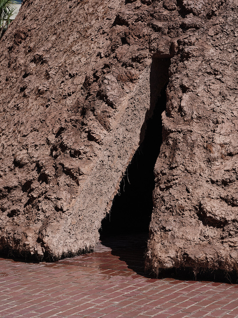 delcy morelos softens barbican's brutalist concrete with earth and spice installation - 10