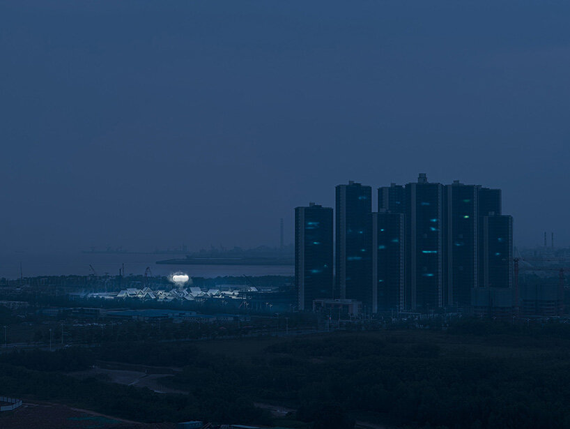 soft cloud-like structure by PILLS drifts with inflatable membrane technology in china - 13